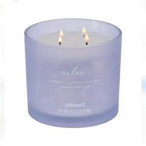 Swell Relax Lavender Scented Candle - Purple